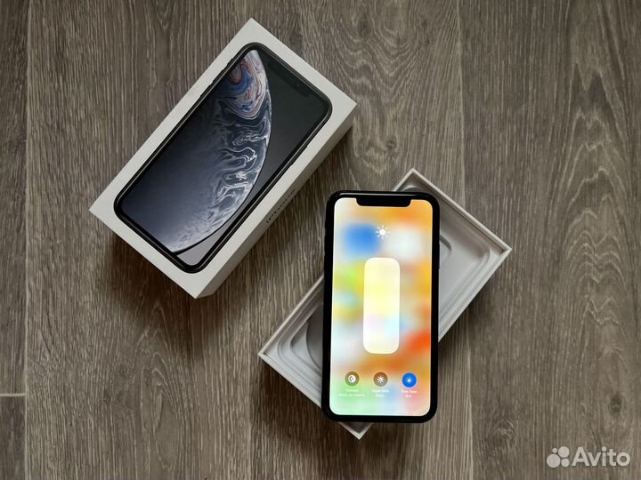 iPhone Xr, 128 ГБ