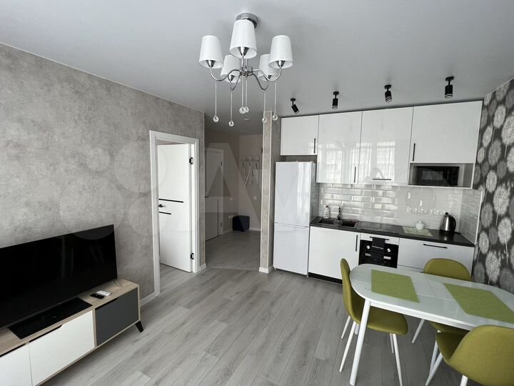 2-к. квартира, 37 м², 8/25 эт.