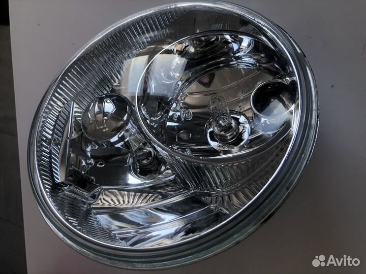 Фара H-D street glide