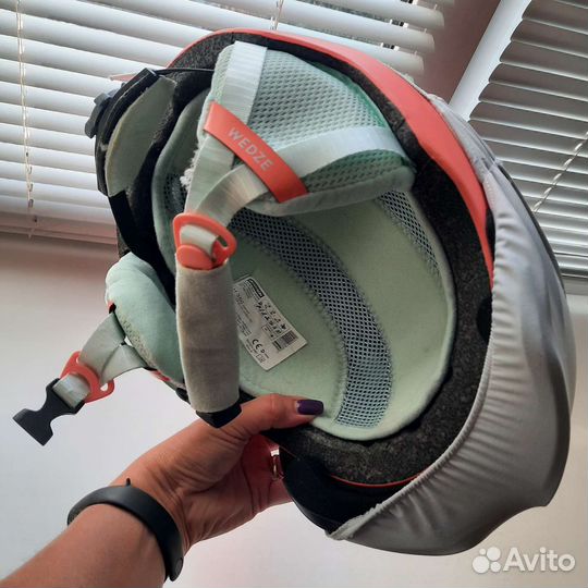 Горнолыжный шлем