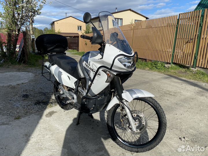 Подам мотоцикл Honda Transalp XL 650 v
