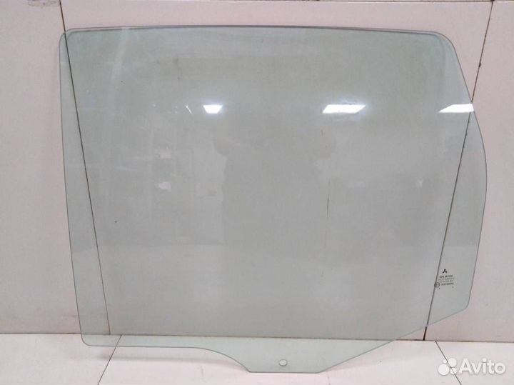 Стекло двери задней левой Mitsubishi Colt Z3 2003