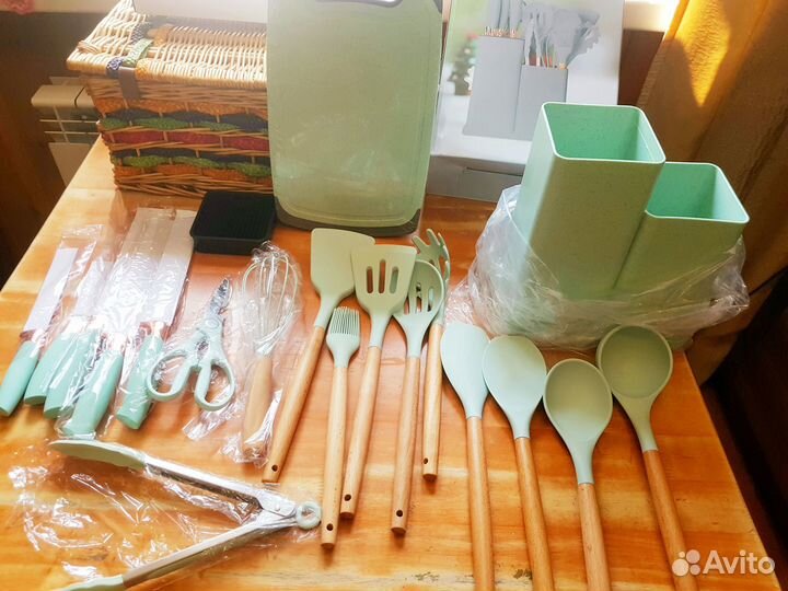 Набор кухонный из 19 предметов. Бамбук, силикон