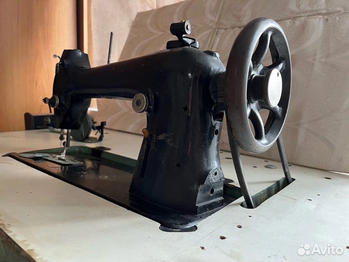 Промышленная швейная машина пмз 22