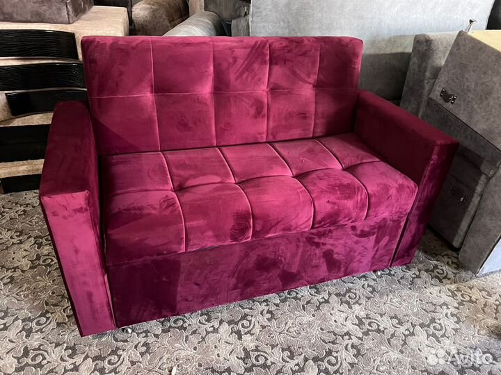 Мини-диван с ящиком