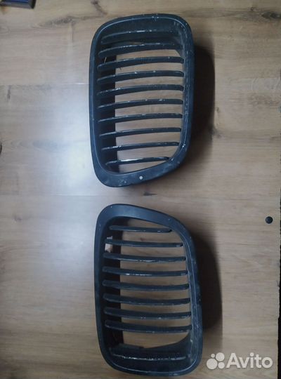Решетка радиатора BMW 3 E46