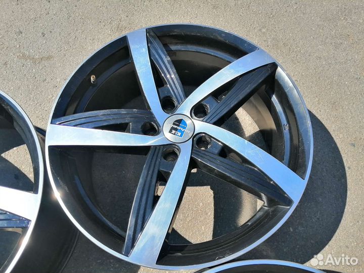 18 красивые литые диски на иномарку