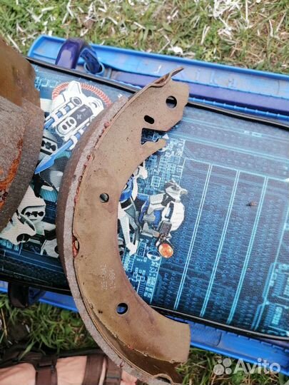 Колодки тормозные барабанные