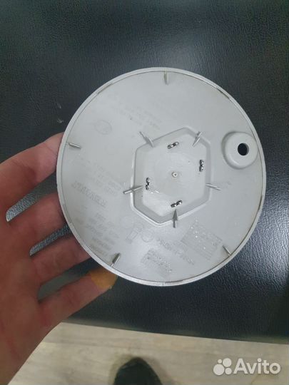 Колпак на литой диск сандеро 1