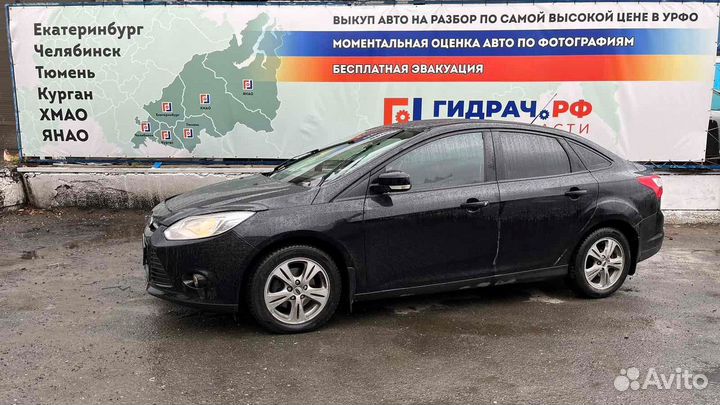 Амортизатор задний Ford Focus 3 1881214. Аналог