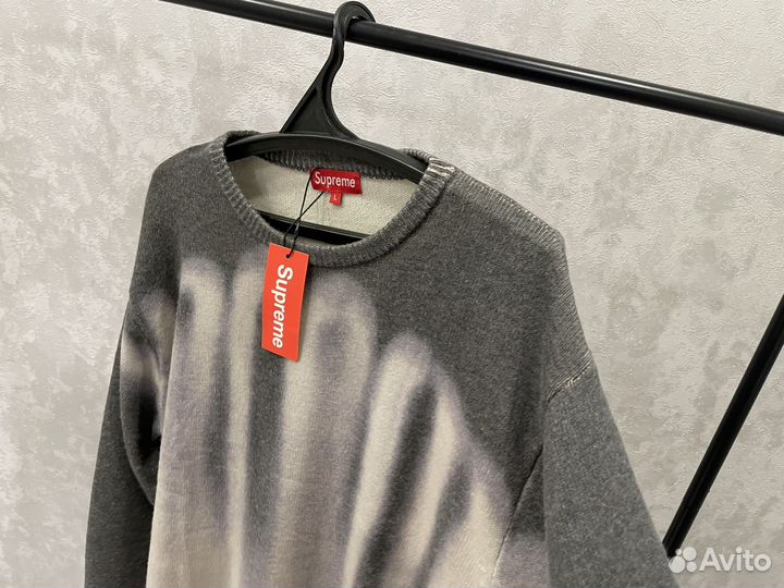 Свитер Supreme blurred logo в наличие