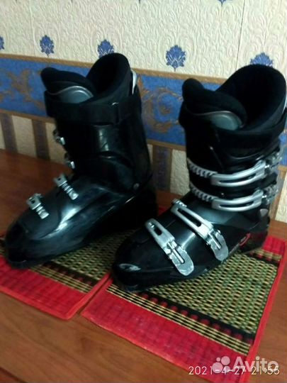 Горнолыжные ботинки Lange