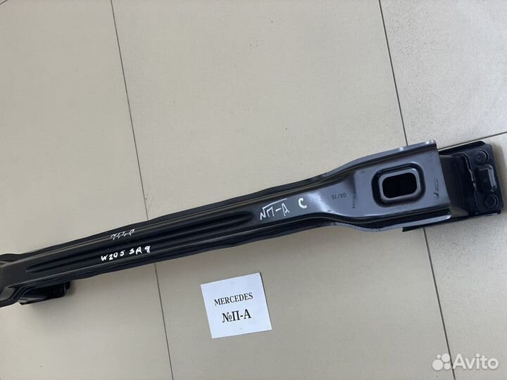 Усилитель заднего бампера Mercedes C-Class W205
