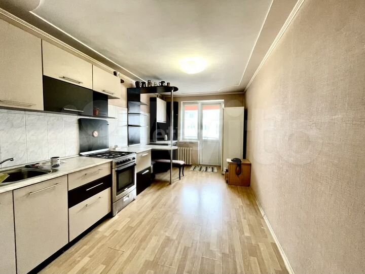 2-к. квартира, 63 м², 9/10 эт.