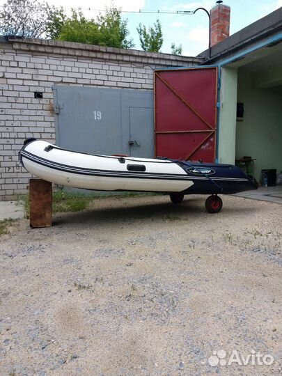 Лодка Гладиатор C330AL