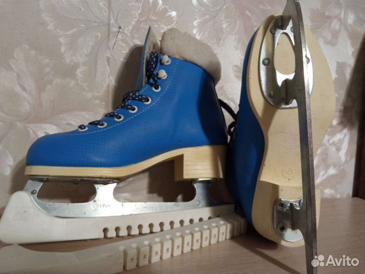 Коньки фигурные детские 34р