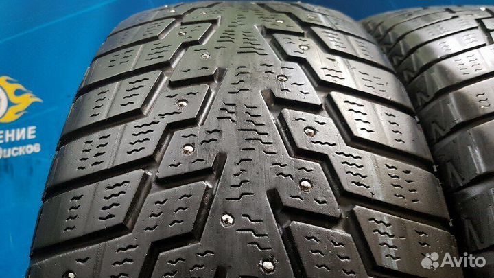 GT Radial Champiro IcePro 3 SUV 215/60 R16