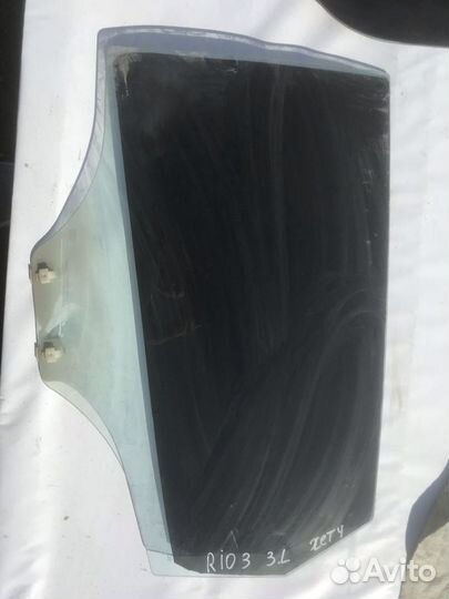 Стекло заднее левое Kia Rio 3