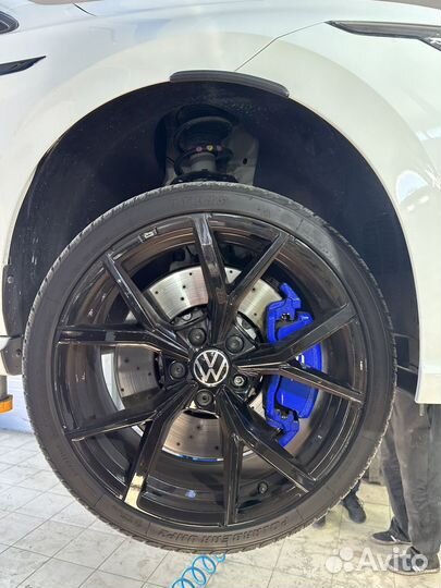 Тормозная система Golf 8 R 356/310