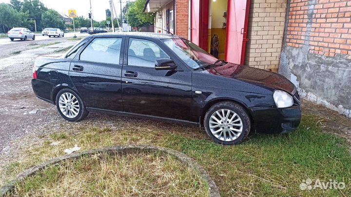 LADA Priora 1.6 МТ, 2012, битый, 280 000 км