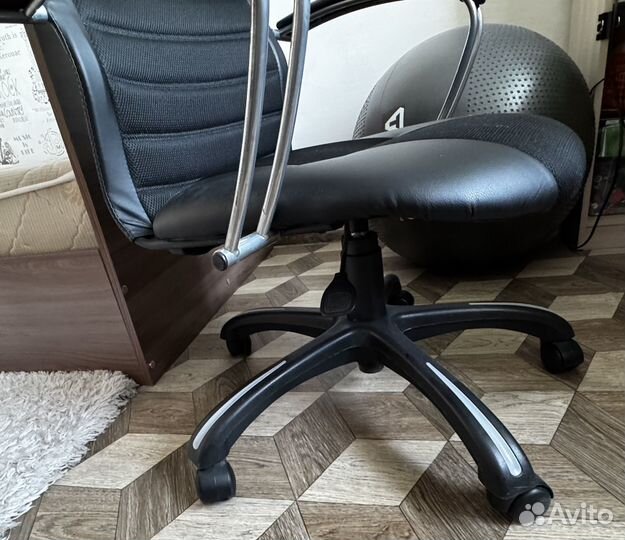 Компьютерное кресло бу