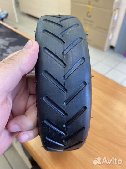 Покрышка для Xiaomi Mijia M365 на бульваре)