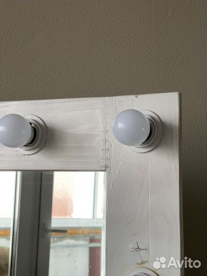 Зеркало гримерное / с подсветкой настольное