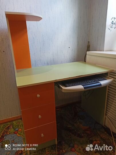 Компьютерный стол