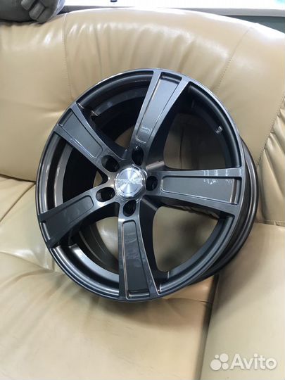 Диск 17 5*108 Et: 33 Dia: 60,1 Прома Премьер Титан