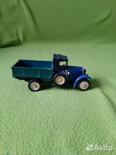 Модели автомобилей 1 43 сделано в СССР модельки