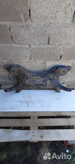 Подрамник передний (балка) Geely Emgrand ес7 2012)