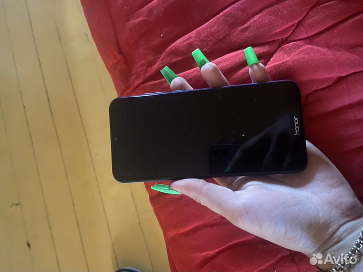 Телефон Huawei 8а