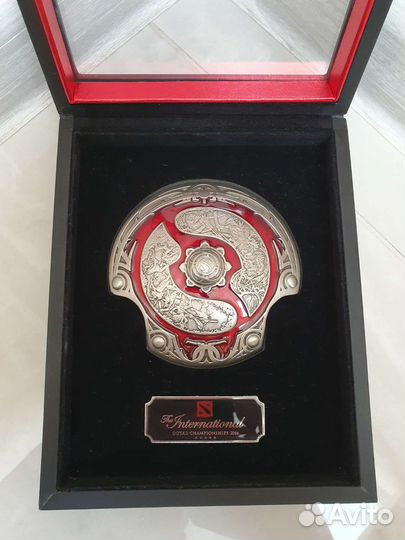 Dota 2 Collector's Aegis Shield 2016
