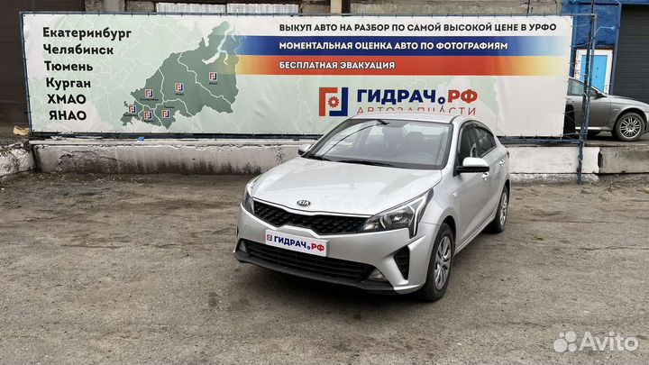 Стекло двери передней правой Kia Rio 4 рестайлинг
