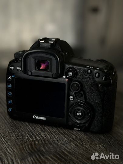 Canon 5D mark iv