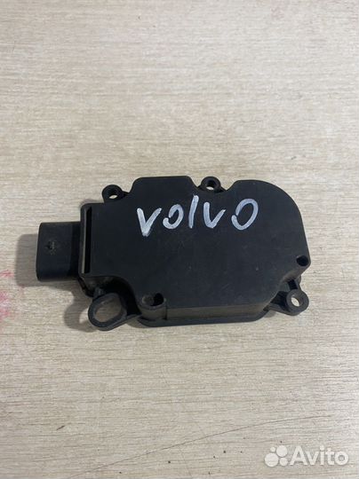 Моторчик заслонки жалюзи радиатора вольво хс90