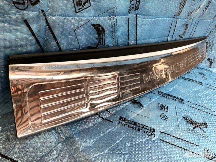 Накладка бампера задняя Toyota Lc 200 2012-2015