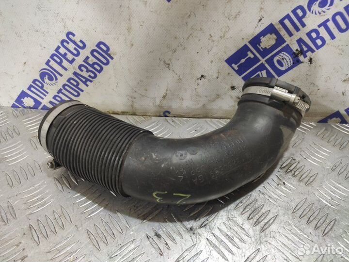 Патрубок воздушного фильтра Opel Astra J хэтчбэк