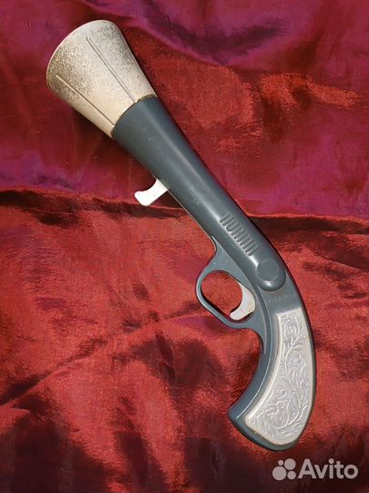 Пистолет игрушка