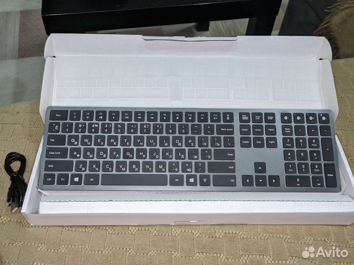 Клавиатура беспроводная с подсветкой