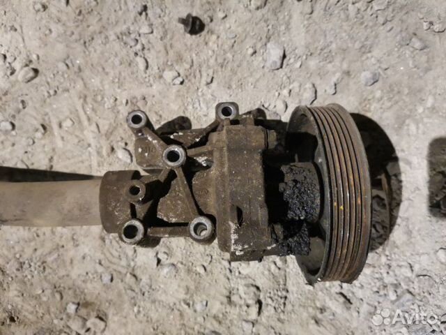 Помпа Kia Sorento XM G4KE 2011