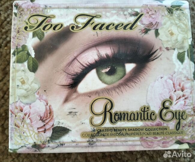 Палeтка теней too faced