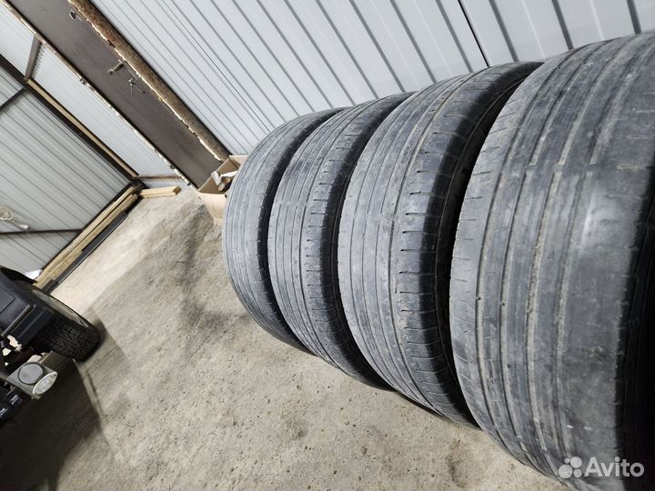 Continental PremiumContact C 225/60 R17