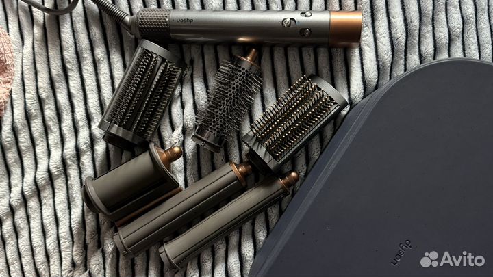 Стайлер dyson