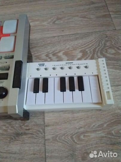 Игрушка музыкальный центр