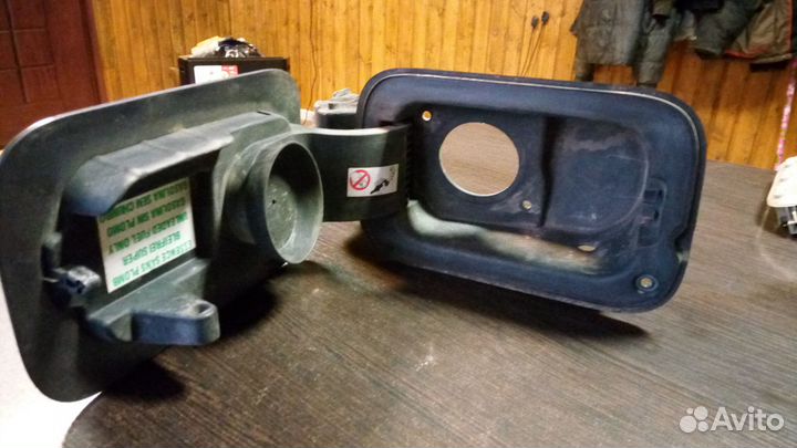 Лючок бензобака Рено сценик 2