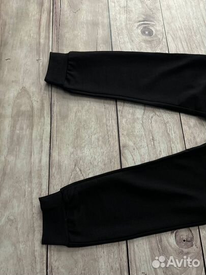 Спортивные брюки Armani Exchange люкс