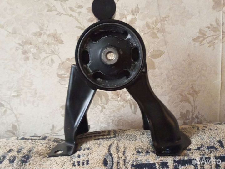 Опора двигателя задняя