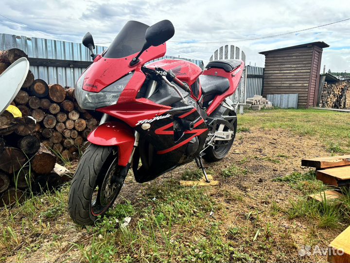 Honda CBR954RR Fireblade