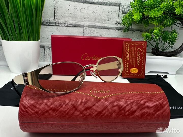 Солнцезащитные очки cartier